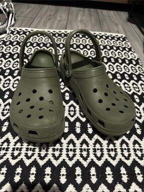 Mens Olive Green  - Crocs